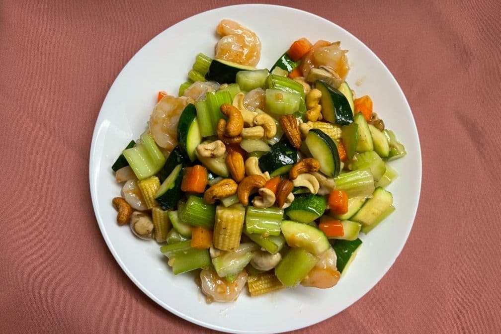 91. Shrimp with Cashew Nuts