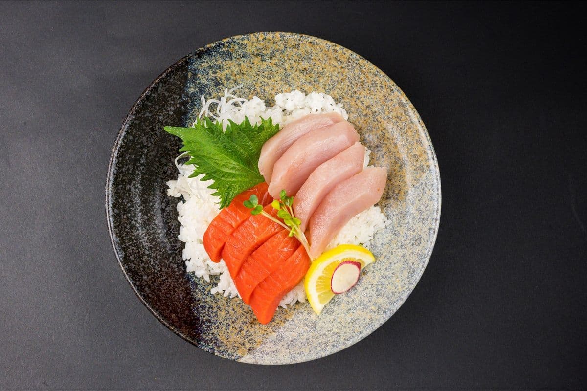 Tuna & Wild Salmon Donburi (8 Pieces)