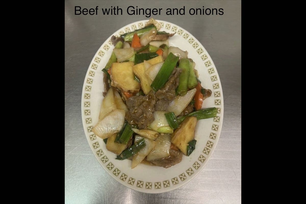 Pan-Fried Beef with Ginger and Onions