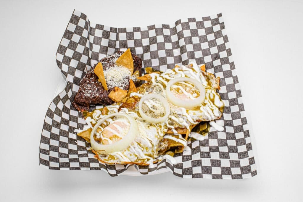 Chilaquiles Con Huevo