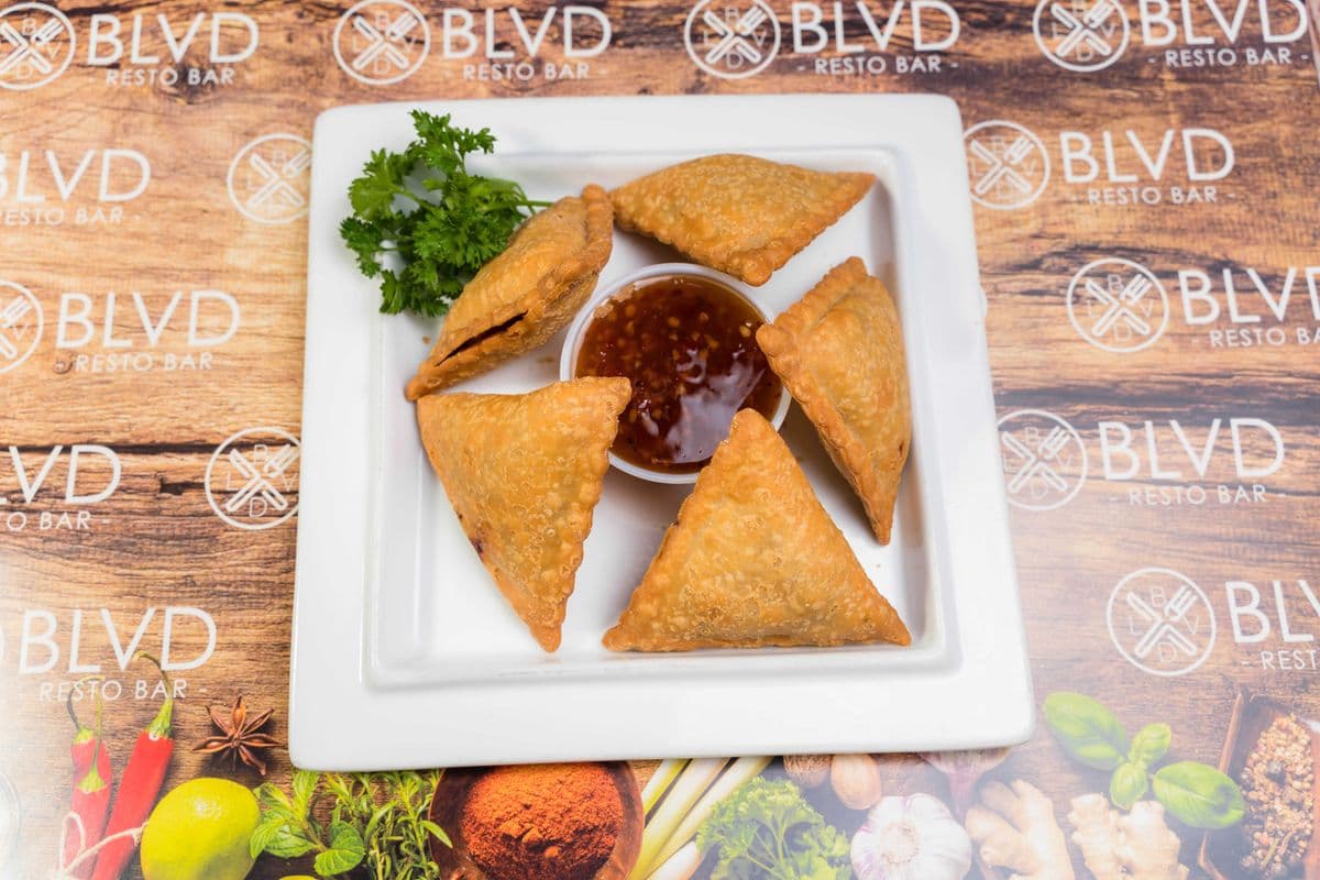 Samosas (5 pcs)