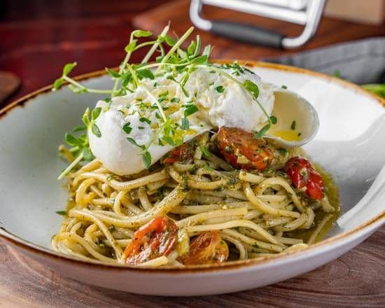 Linguine Con Burrata Pasta