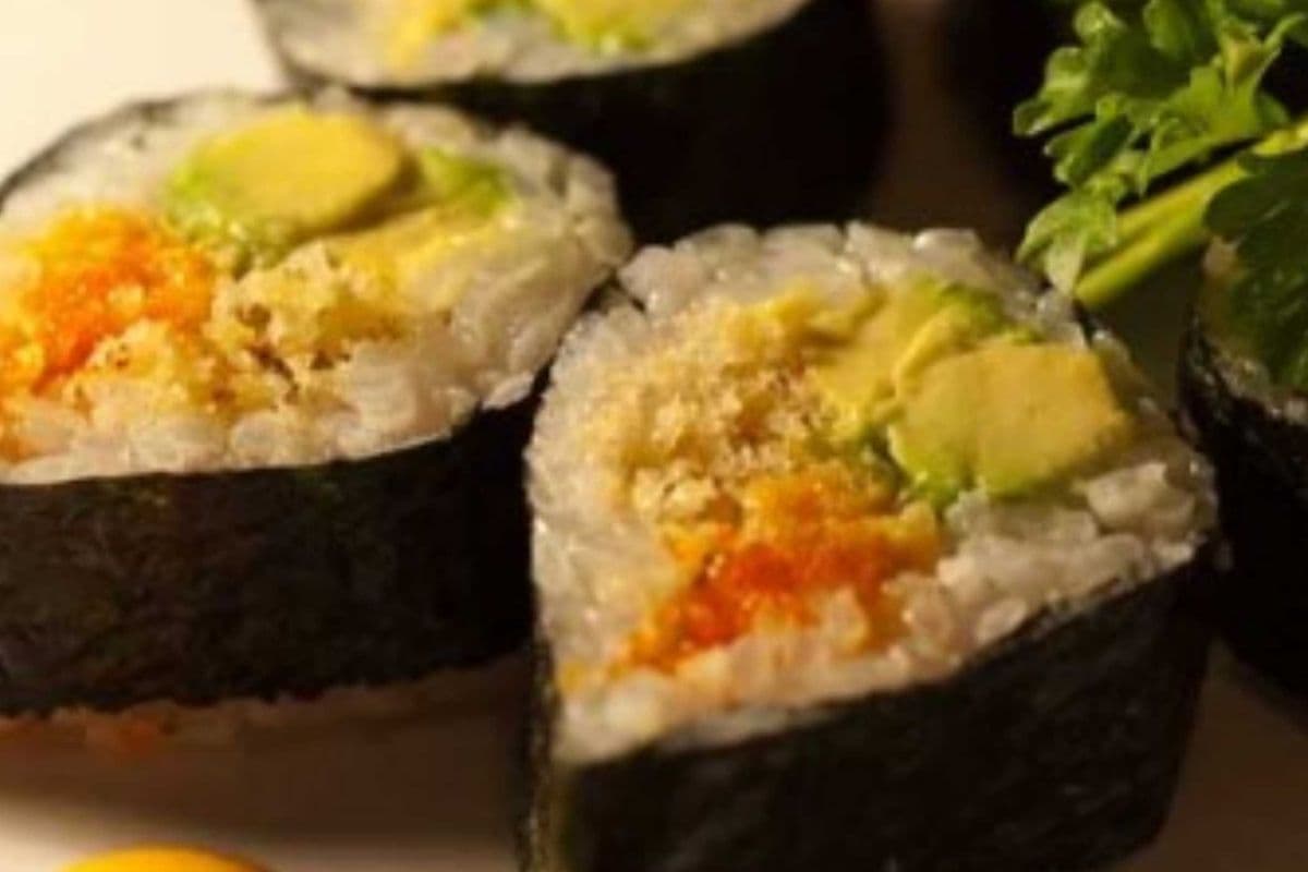 Kami Kaza Roll