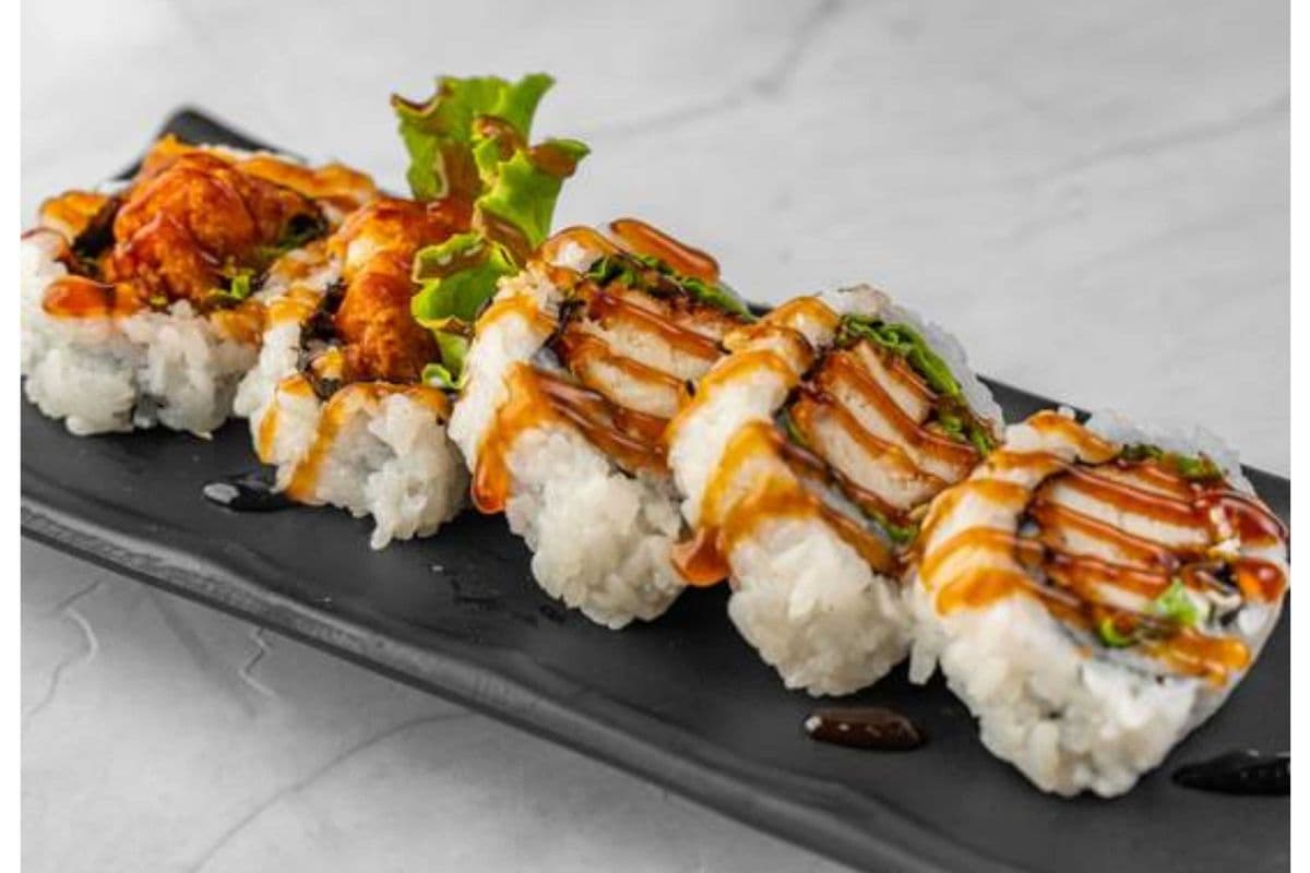 R6. Teriyaki Chicken Roll (5 pcs)
