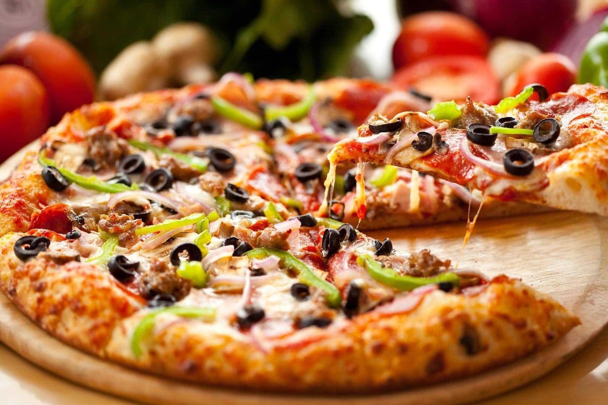 One Large Pizza 3 toppings & 1 dip