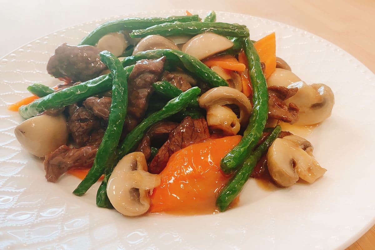 127.Beef with Green Beans and Mushroom