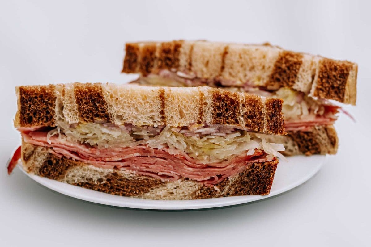 PK Style Corned Beef Sandwich (Large)