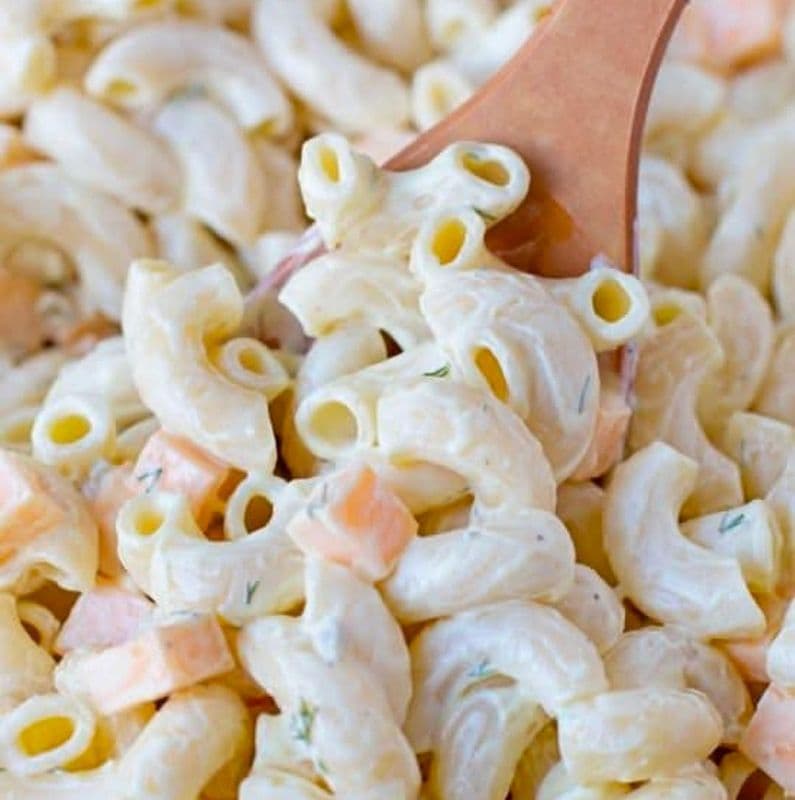Small 10 oz Creamy Macaroni Salad
