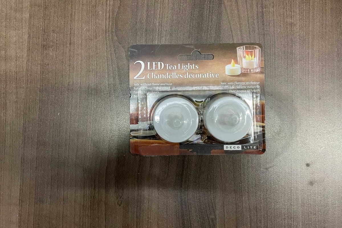 2 Led Tealights with Batteries