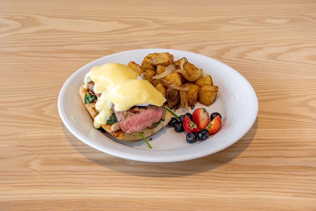 Steak and Eggs Benny