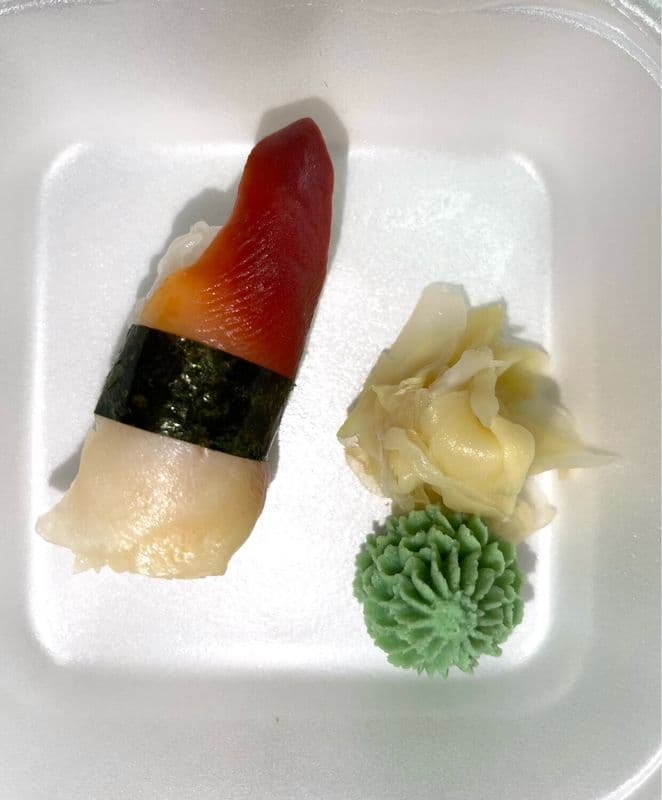Hokkigai Nigiri