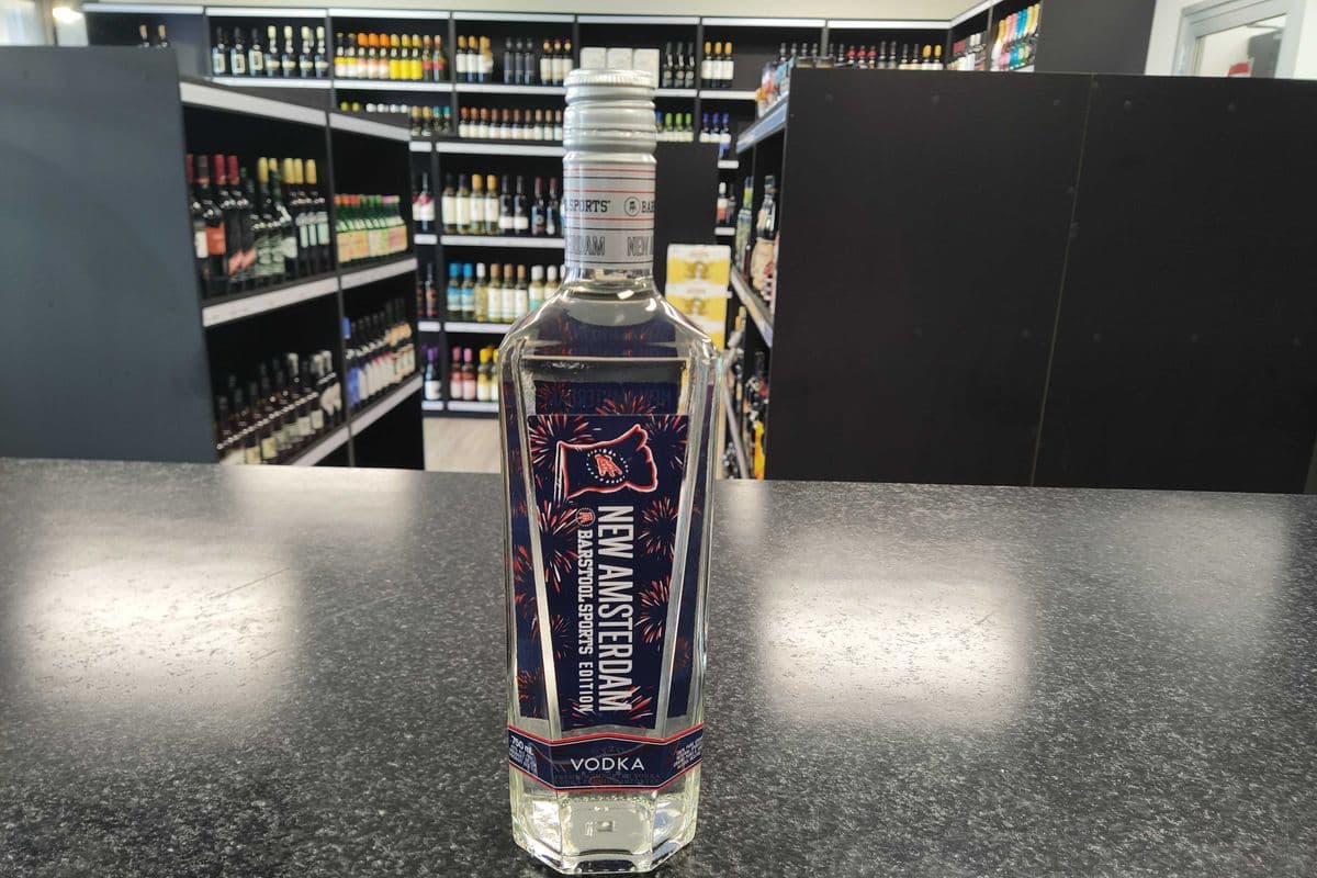 New Amsterdam Vodka (1 x 750 ml Bottle)