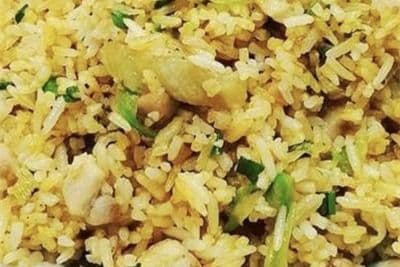 H24. Diced Chicken and Salted Fish Fried Rice 咸鱼鸡粒炒饭