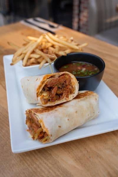 EL CHORIZO BURRITO