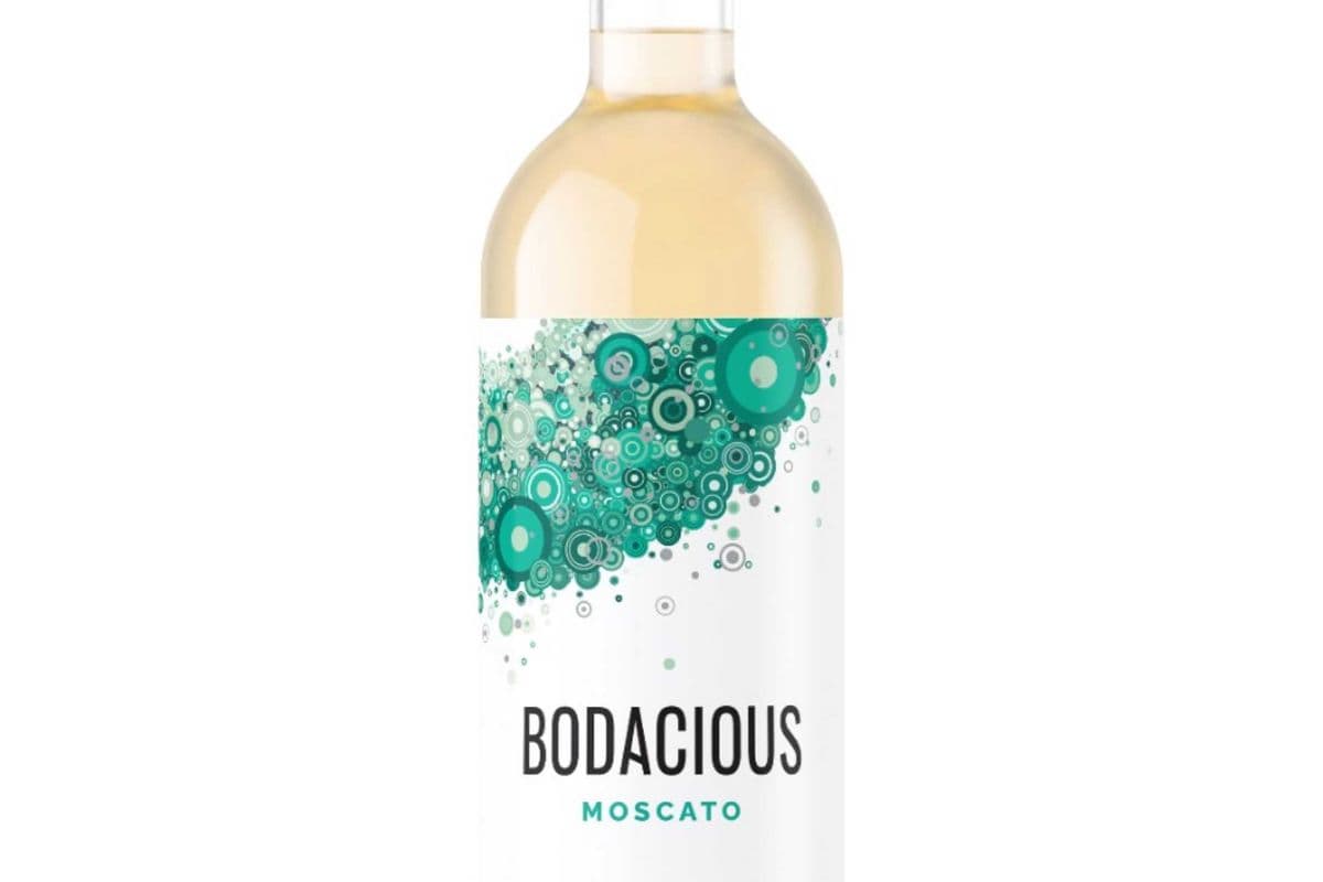 Bodacious Moscato white wine (1 x 750 ml)