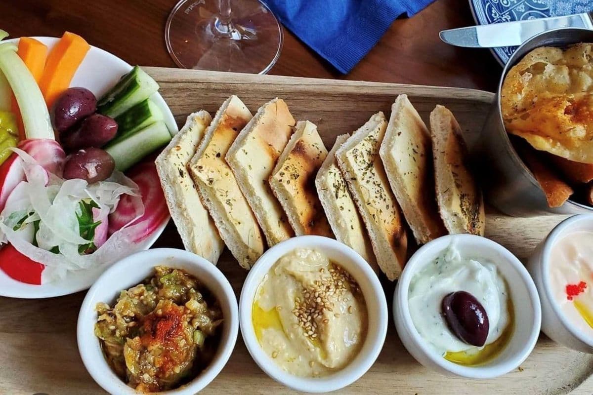 Spreads Platter