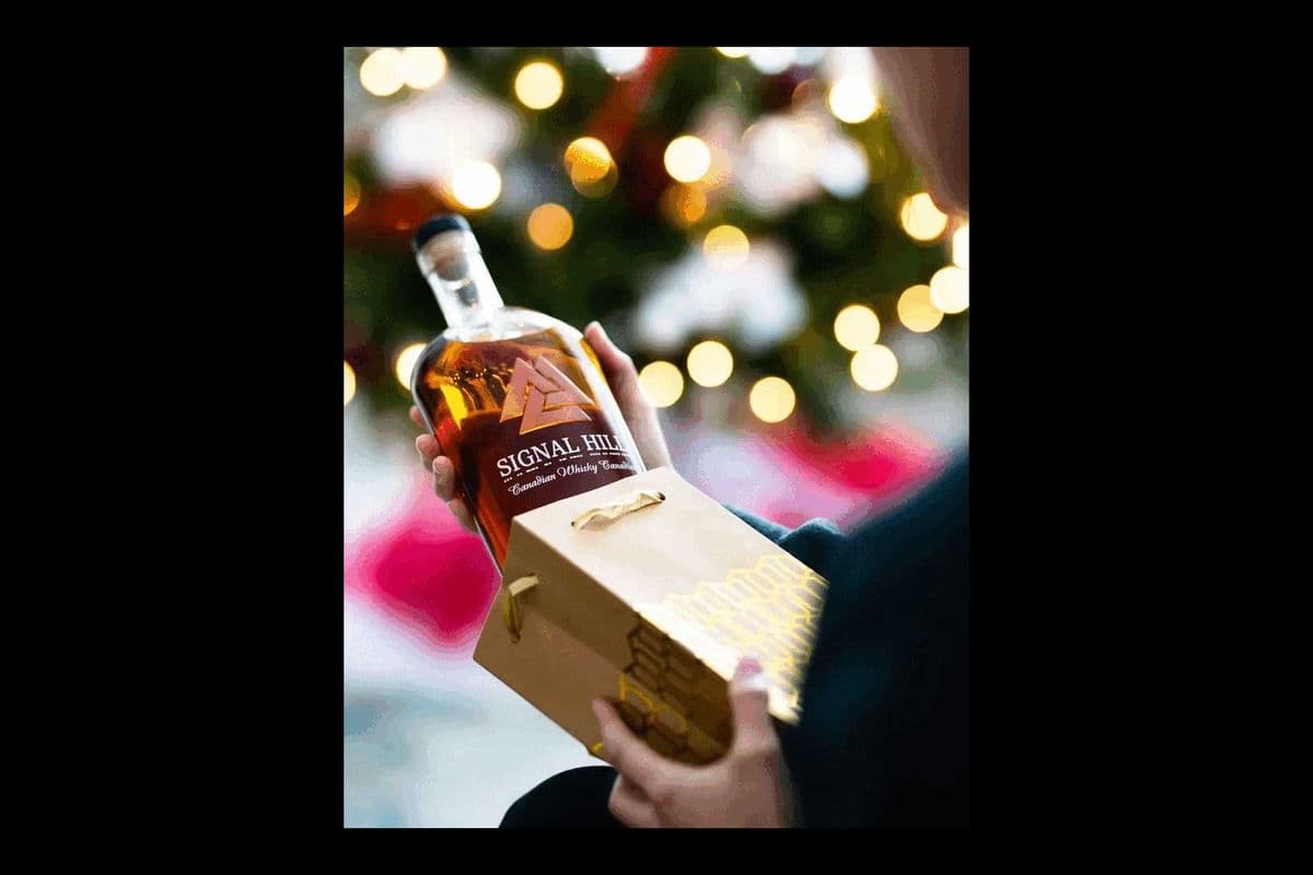 SIGNAL HILL CANADIAN WHISKEY (1 x 750ML)