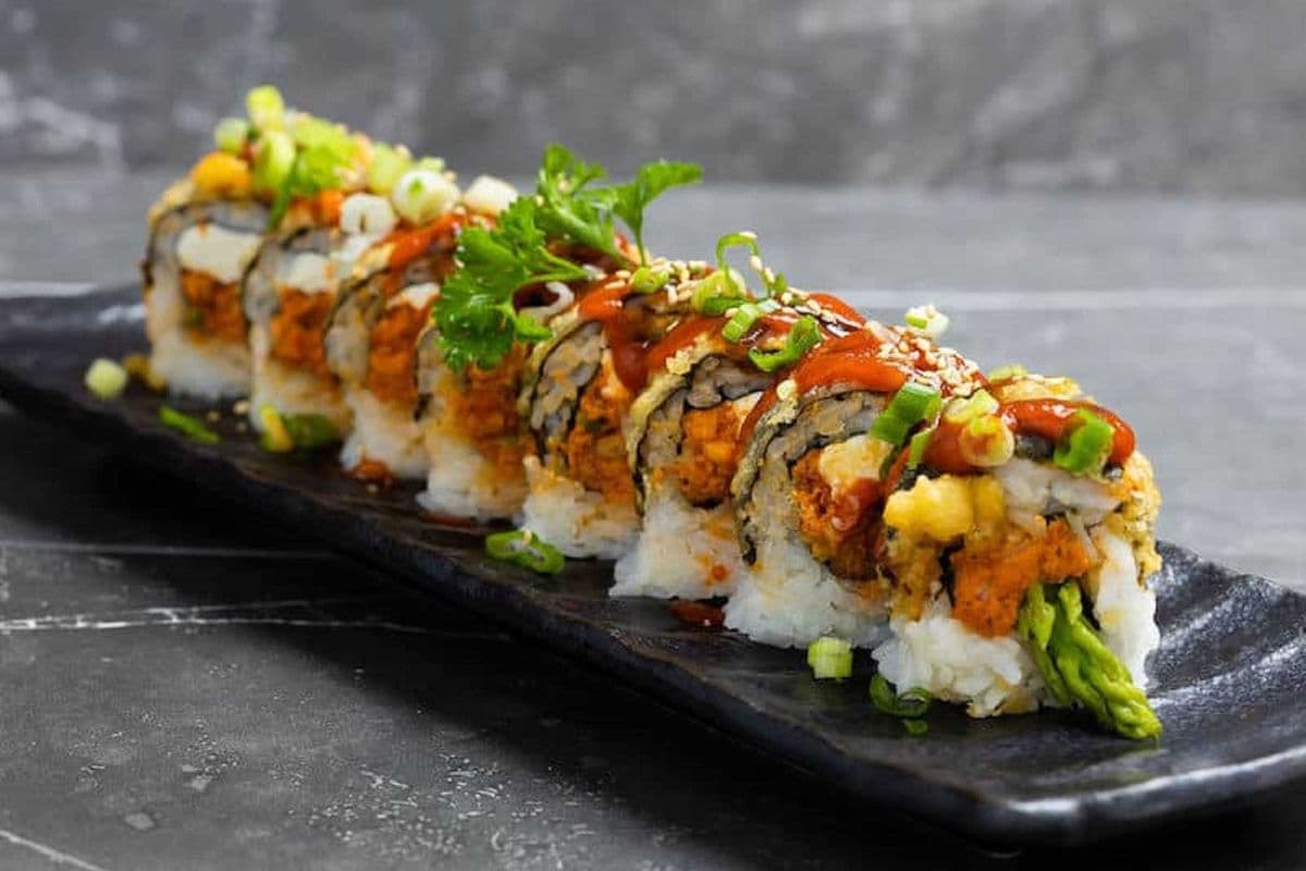 Spicy Bomb Roll - Maki Sushi