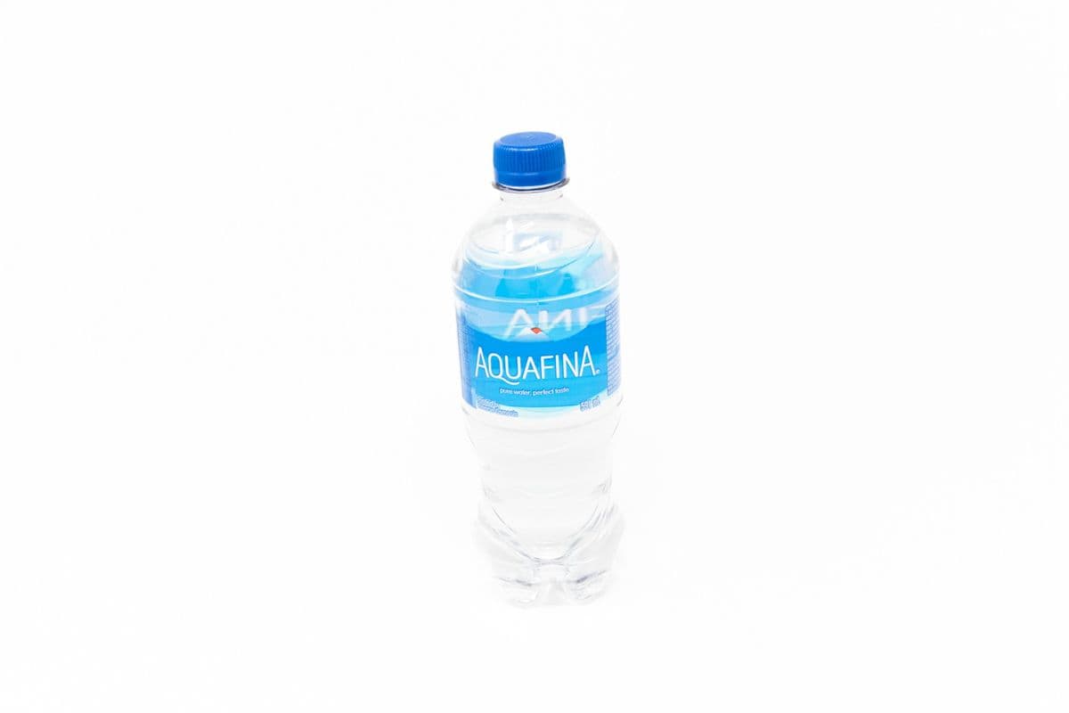 Aquafina Water (591 ml)