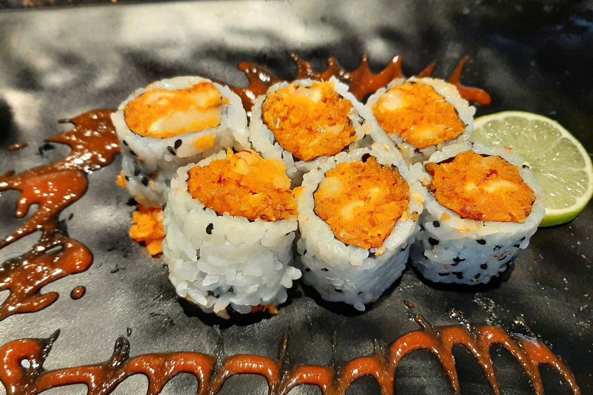 Spicy Scallop Roll