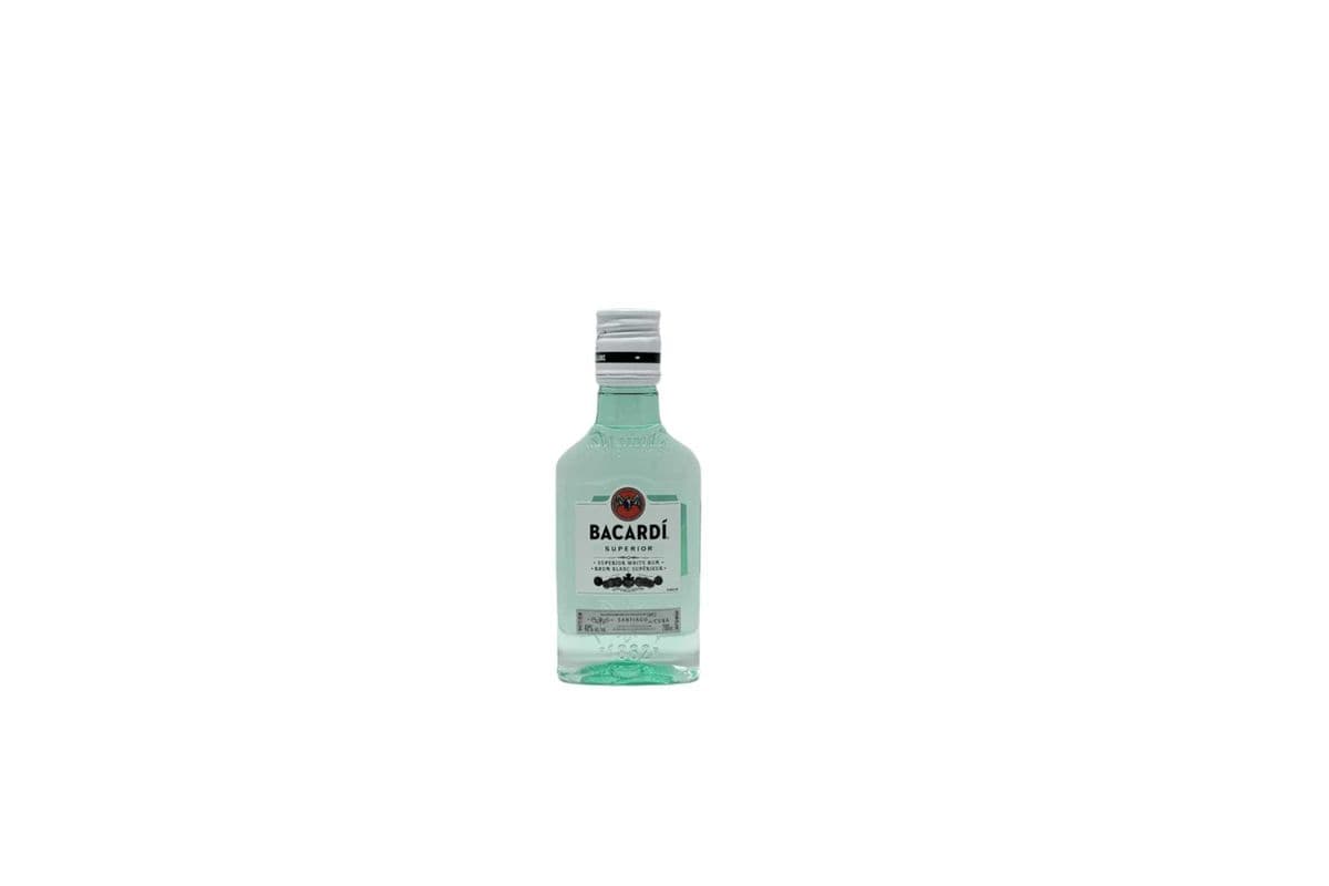 Bacardi Superior (271338) (1 x 200ml)