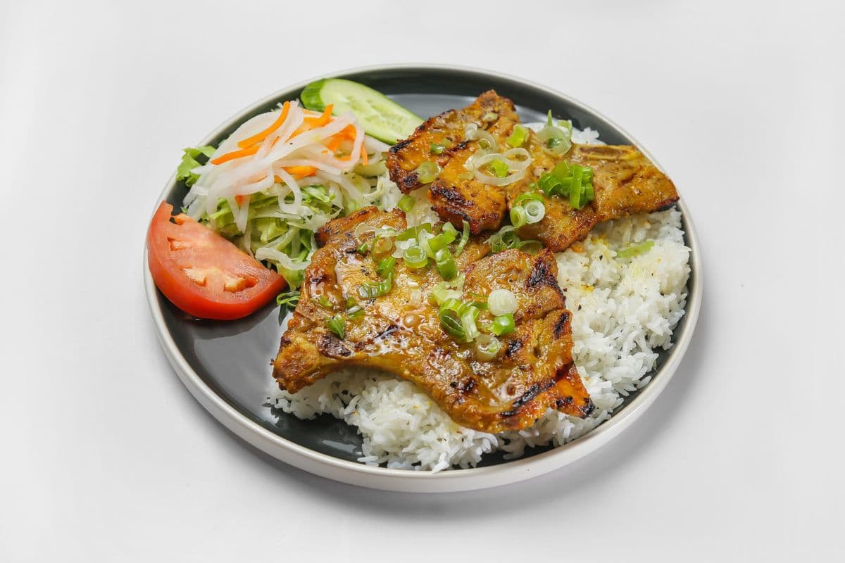 Lemongrass Grilled Pork Rice / Cơm Sườn