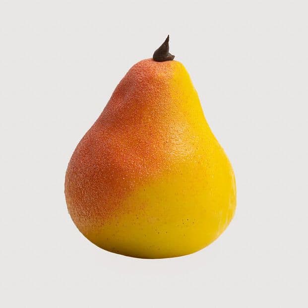 Trompe l'Oeil à la poire / Pear Trompe l'Oeil