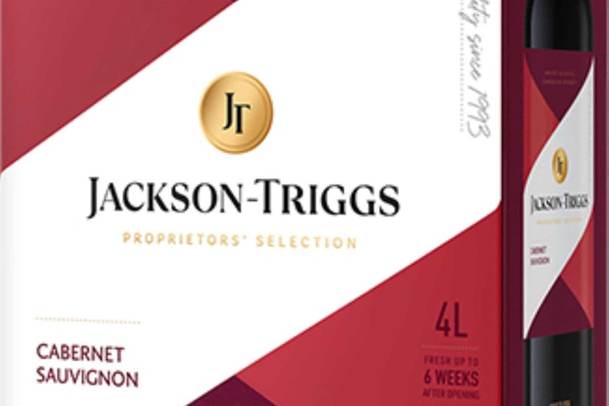 Jackson Triggs Cab-Sav, 4L Wine (12.5% ABV) (1 x 4 L)