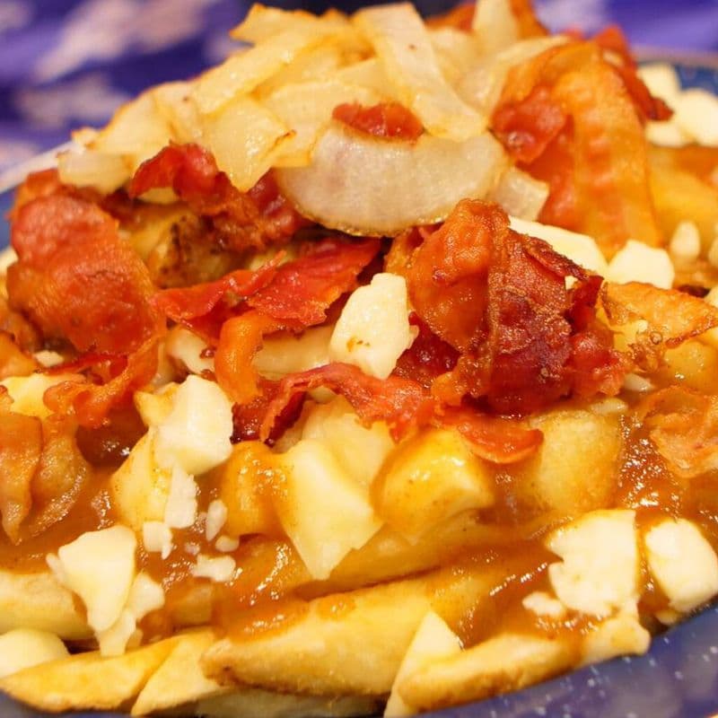 Poutine québécoise / Quebec Poutine