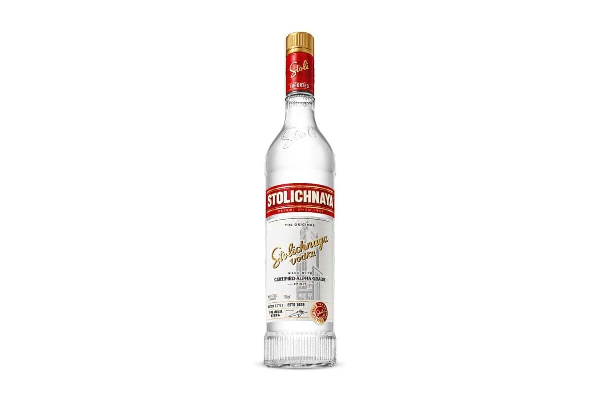 Stolichnaya Vodka (1 x 750ml)