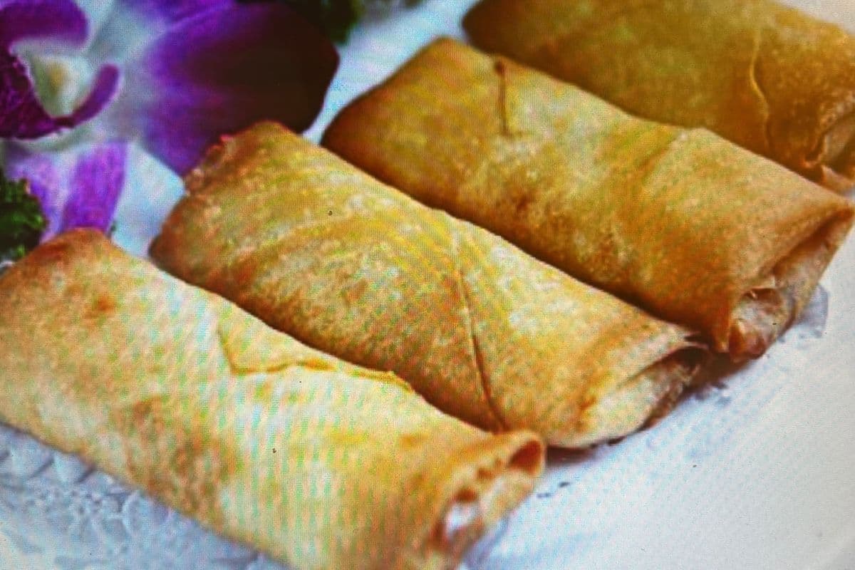 Veg Spring Roll （10pcs）炸素春卷 (6pcs)