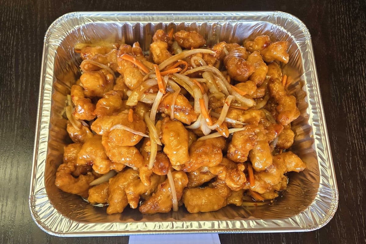 044. Ginger Chicken (party tray)