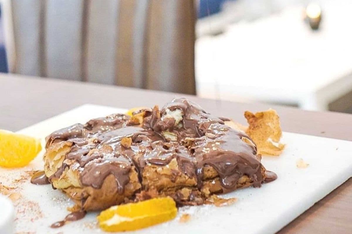 Bougatsa