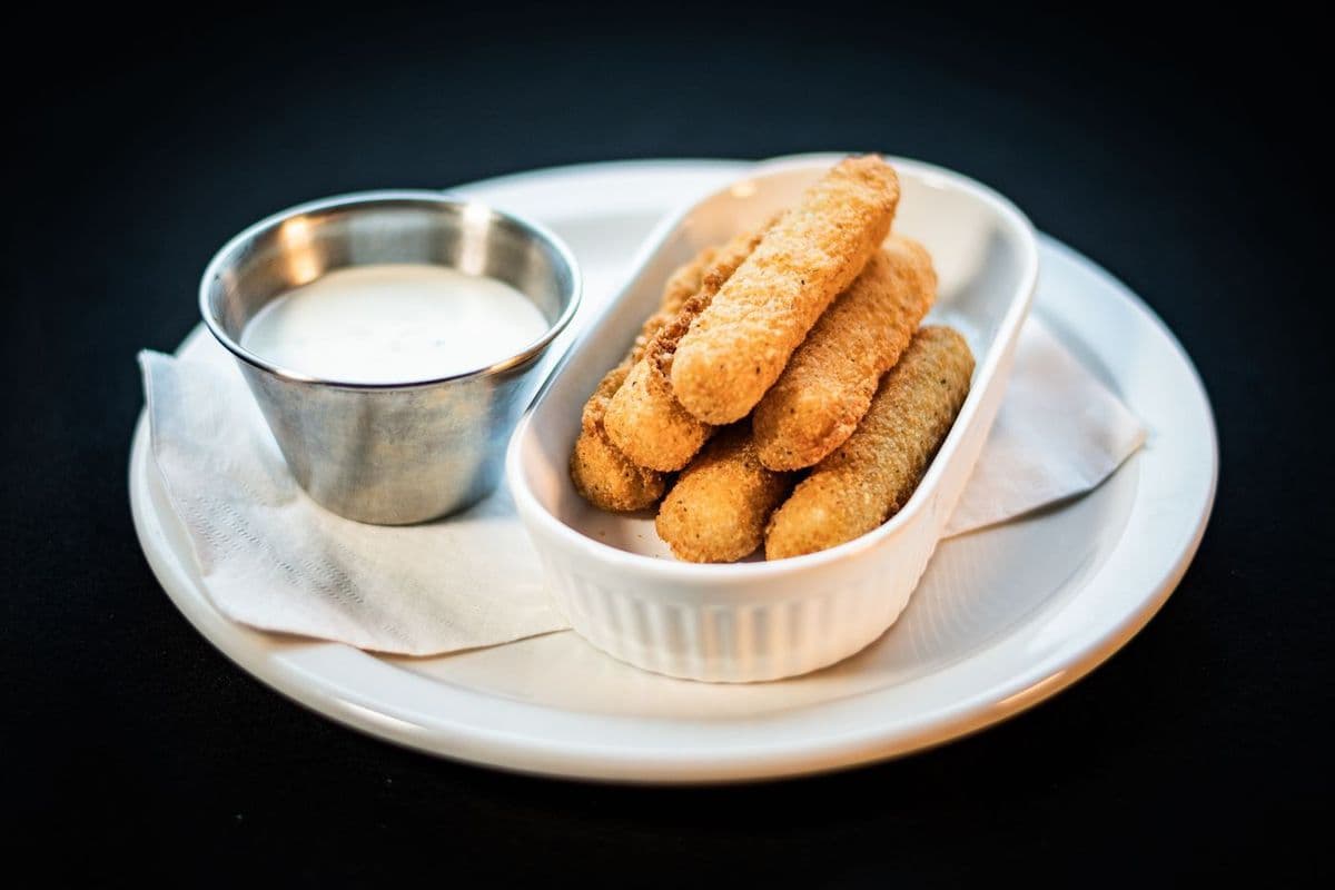 MOZZA STICKS (6) 