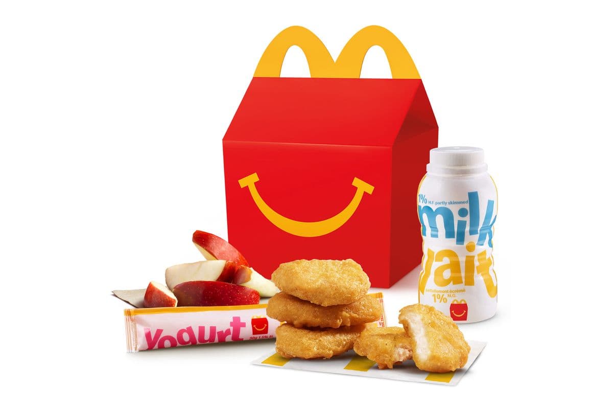 Happy Meal 4 McNuggets with Apple Slices [280-410 Cals]