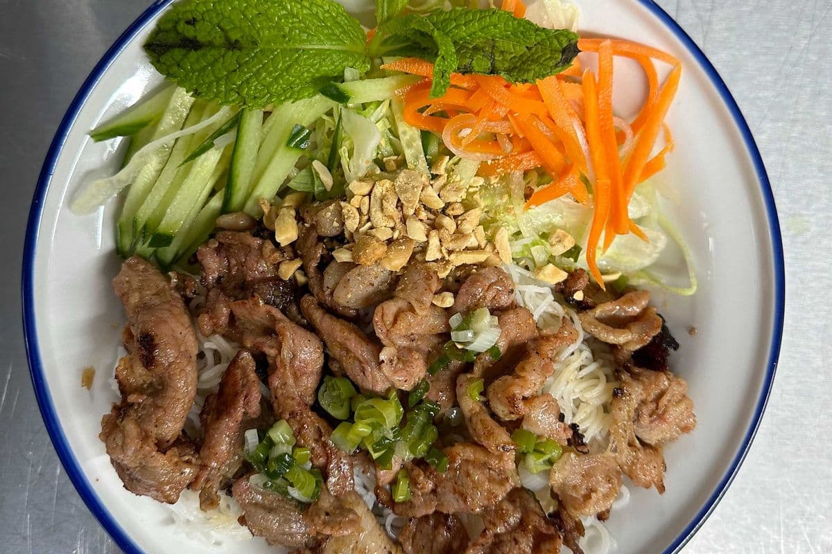 K3. Charbroiled Pork Vermicelli Noodles