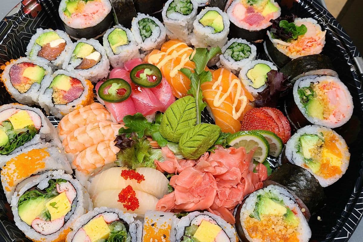 95. Plat De 76 mcx choix du chef/ 76 pcs chef 's choice