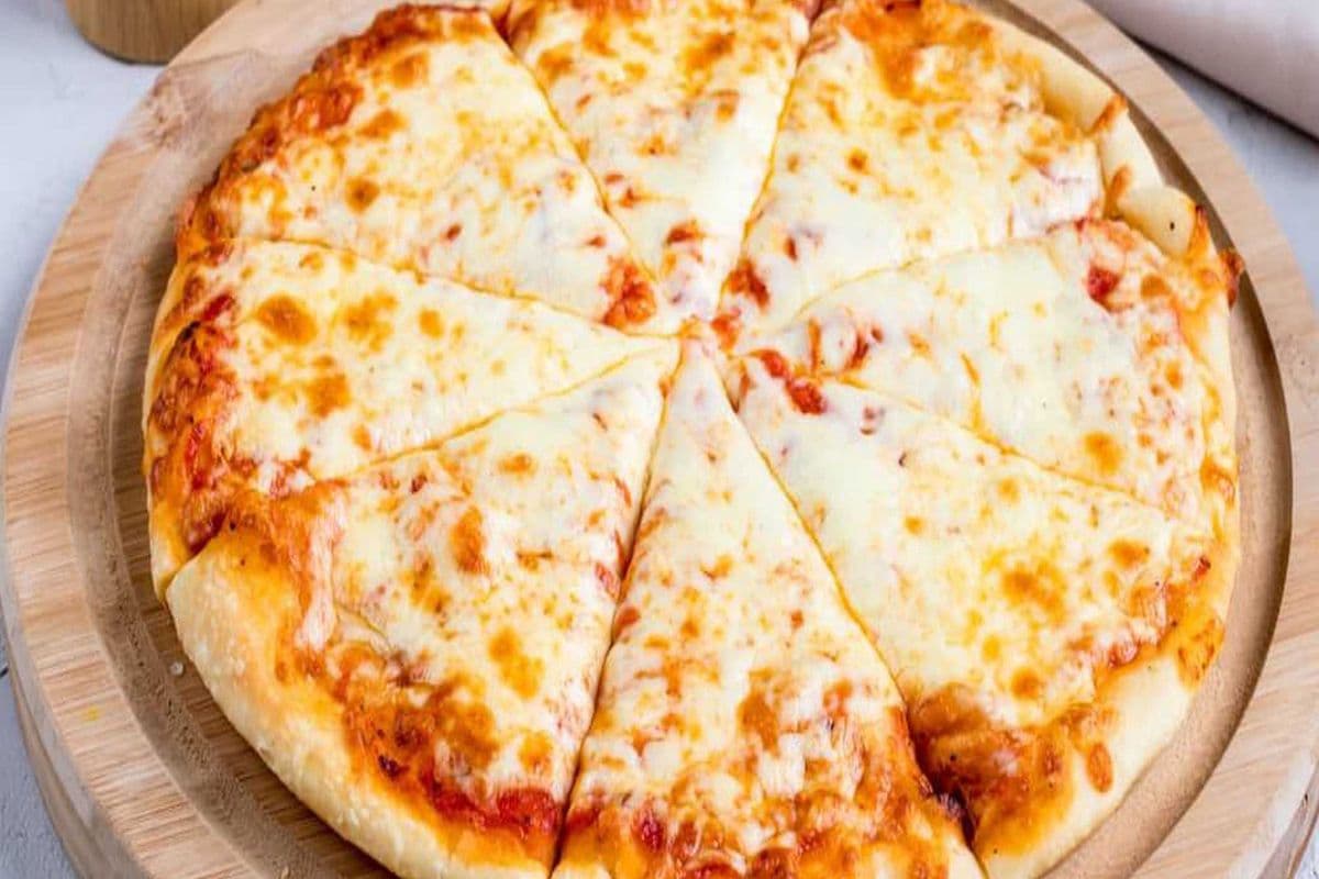 2. 10" Small Cheese Lovers' Pizza