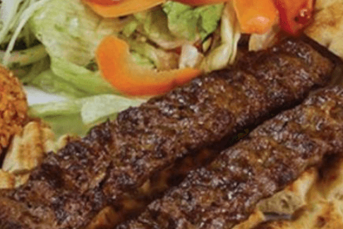 Adana kebab viande 2 bâtons