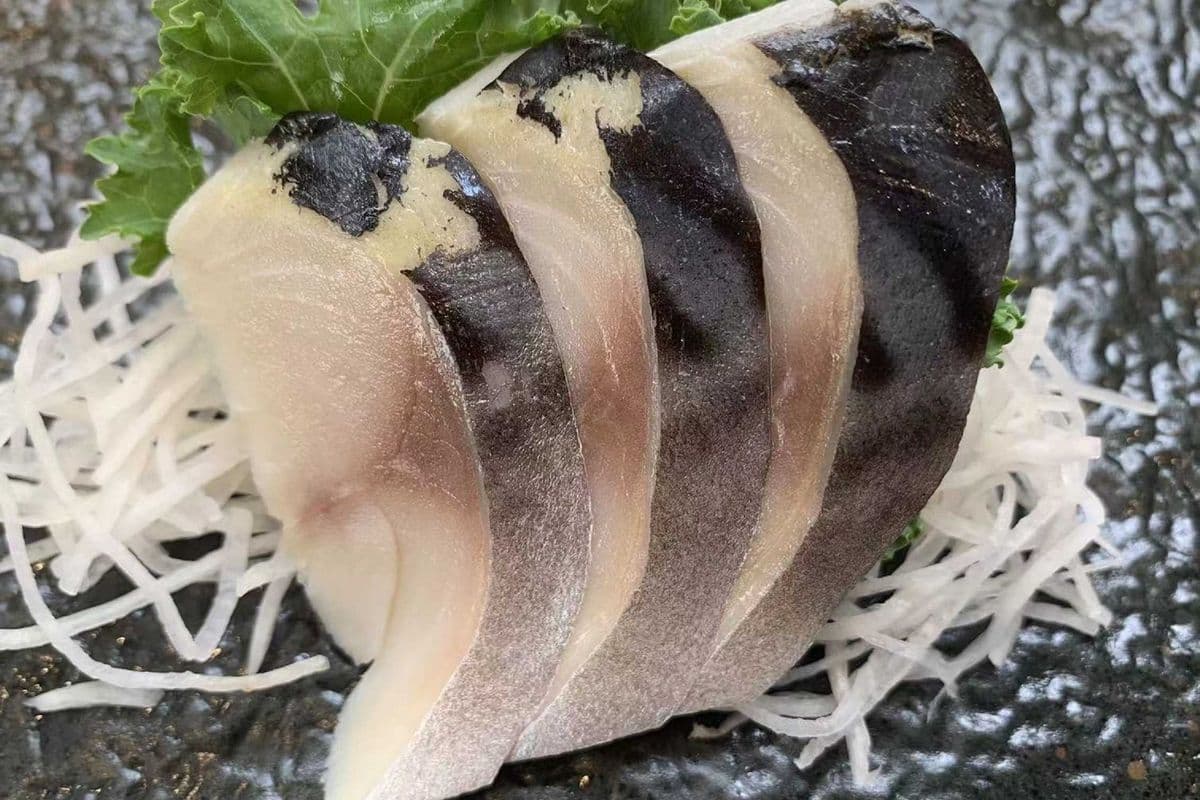 M06. Mackerel (3pcs) ⻘⻥刺身