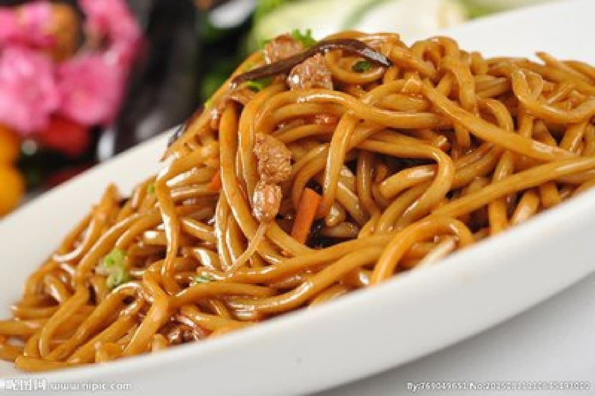 Shrimp Chow Mein（虾炒面）