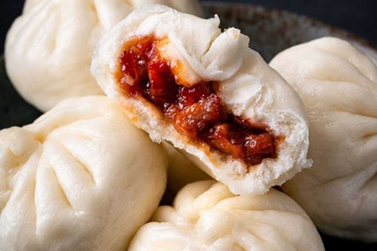 Bbq pork buns 2 pcs.