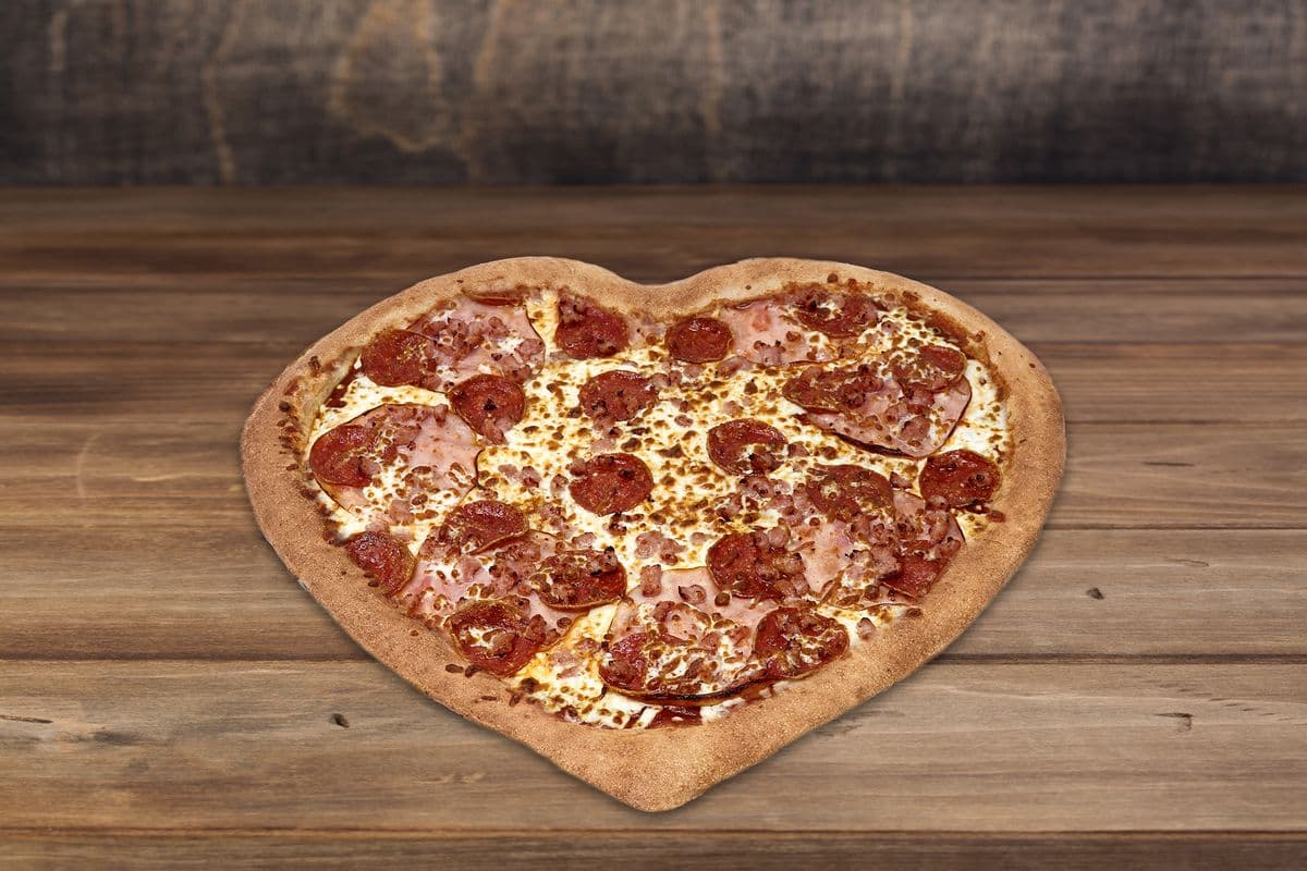 HEART Pizza Pan 16" Italian Feast