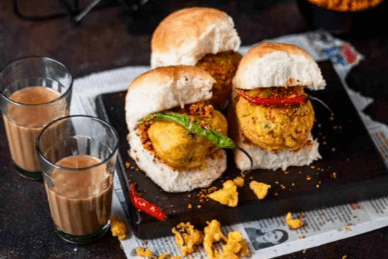 Chai & Vada Pav(1 pc) Combo