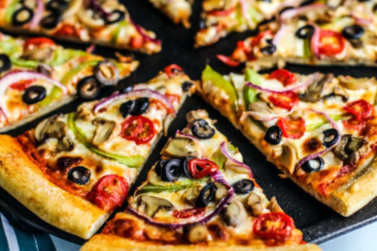Medium Veggie Pizza