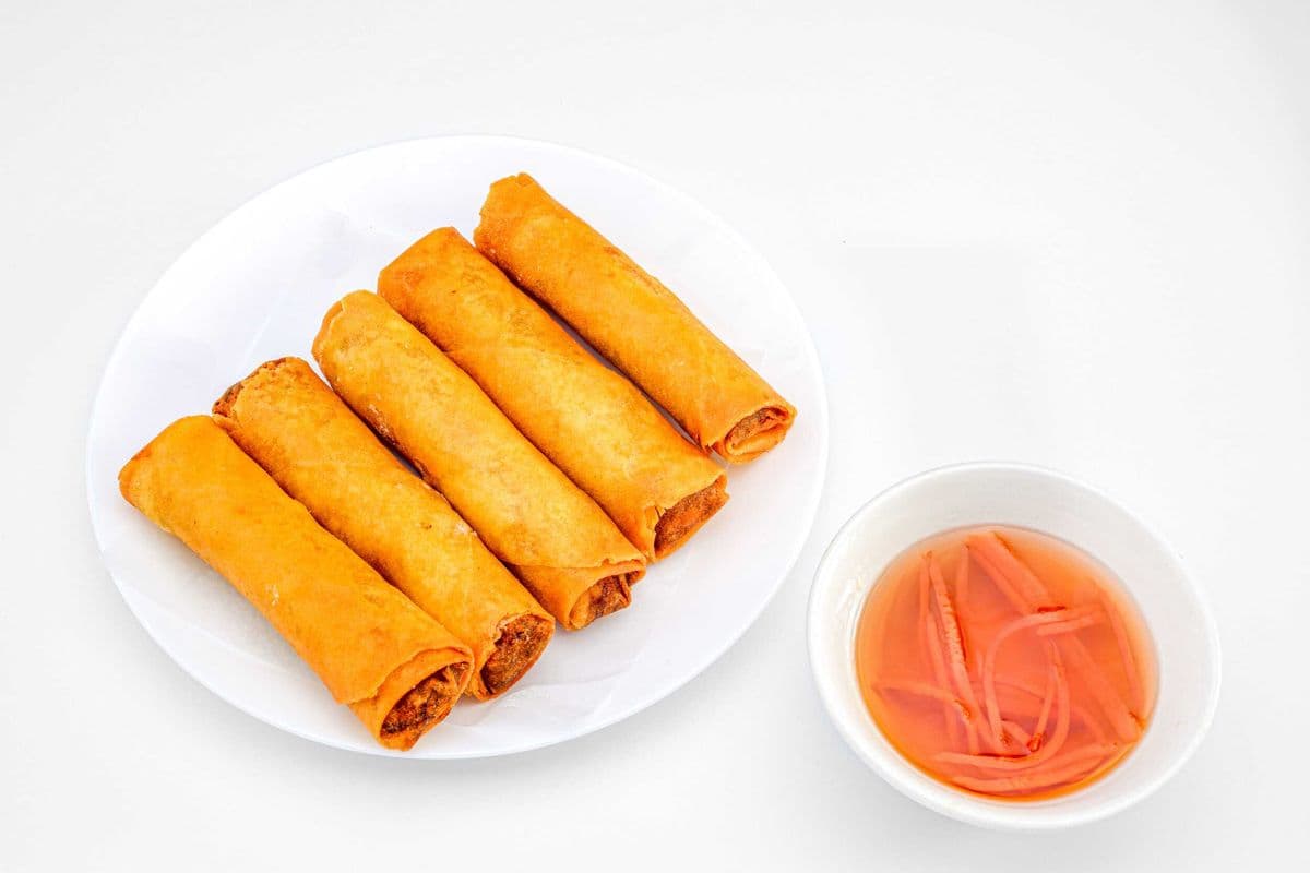 1B. Vegetarian Spring Rolls (5 pcs)