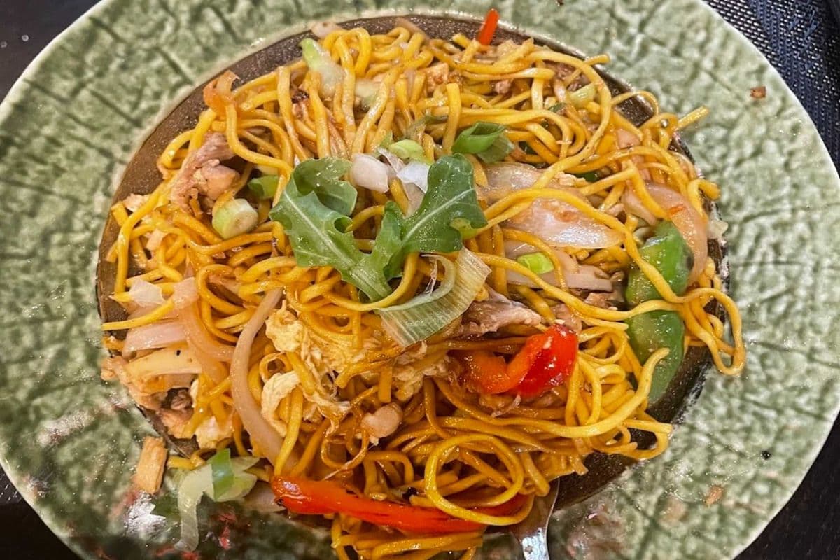 House Special Veggie Noodles(Contains Baby Corn, Broccoli & Mushrooms)