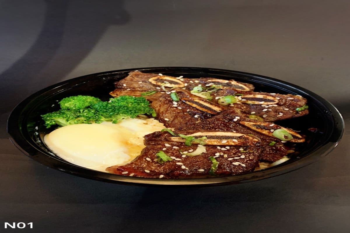 N01. Grilled Angus Beef Steak with BBQ Sauce on Rice