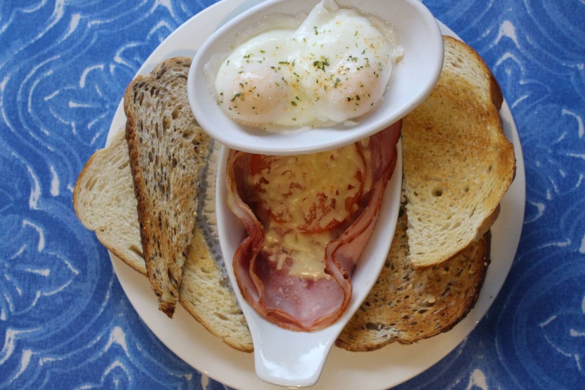 Peter's Poached Eggs