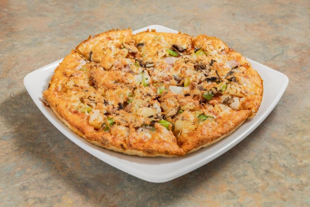 14" Large Deluxe Pizza